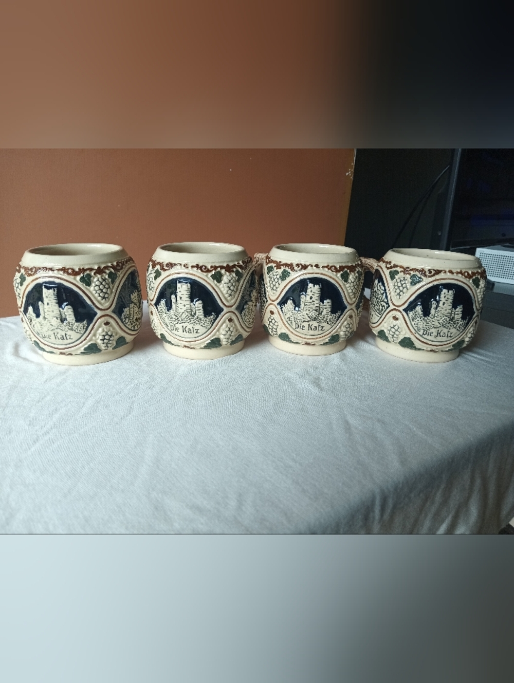 Set Of 4 Vintage German Stoneware Beer Stein Mugs in Cream & Navy - Picture 3 of 7